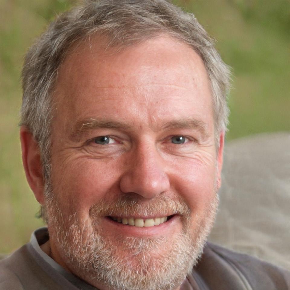 Portrait of testimonial provider Henrik Malthe